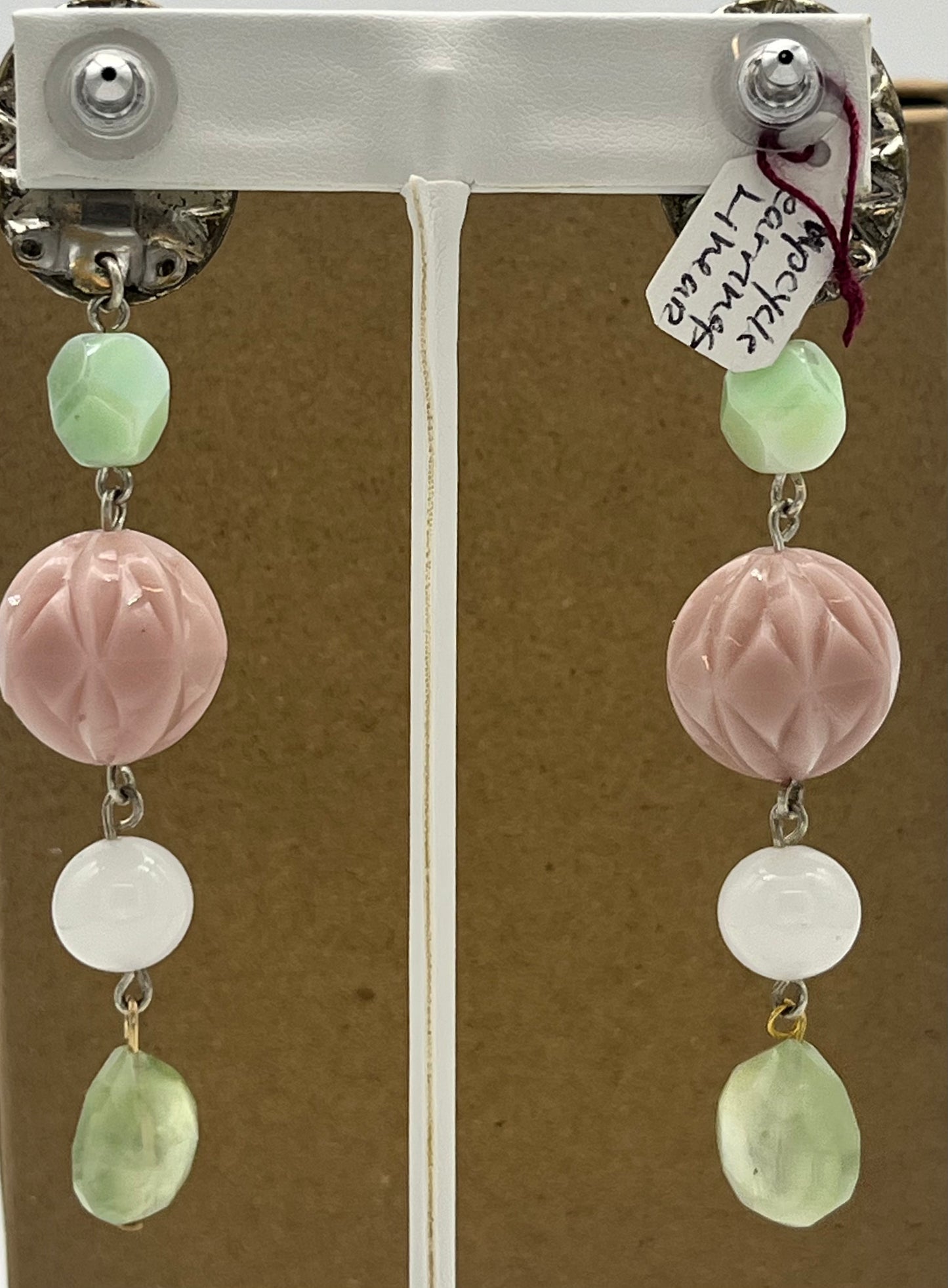 Chin Up Earrings nuance pink and greens