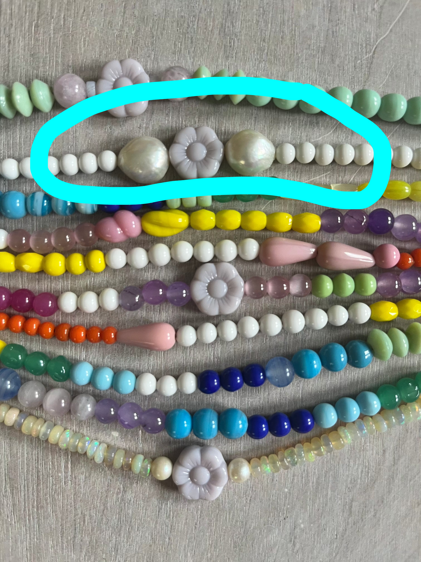flower pearl necklace
