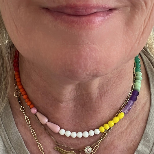 Color buzz bead Necklace