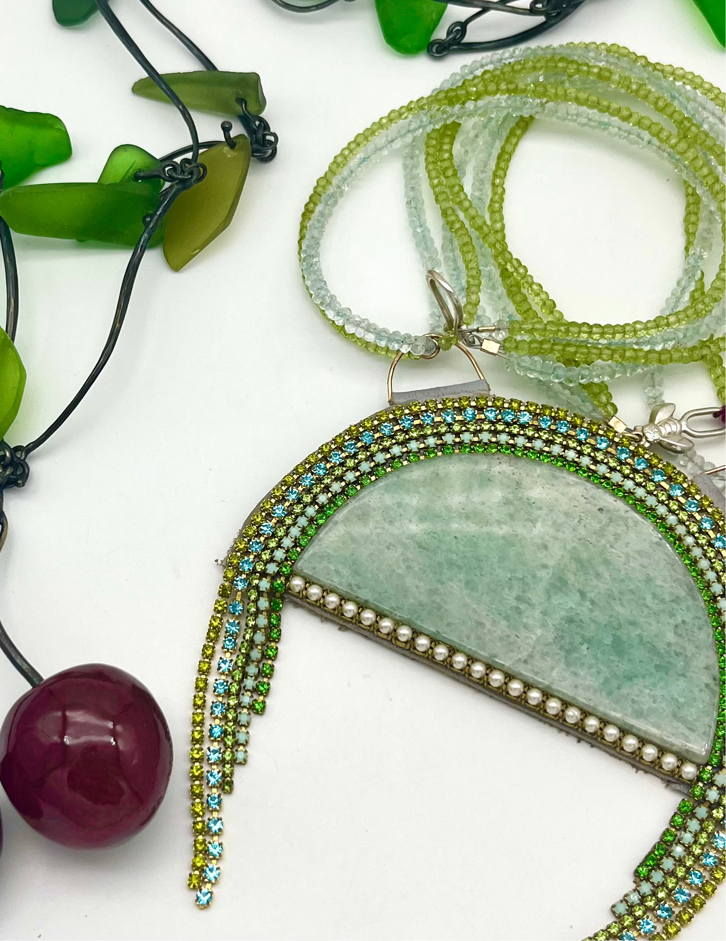 Semi-precious Green Quartz Arch Pendant Necklace